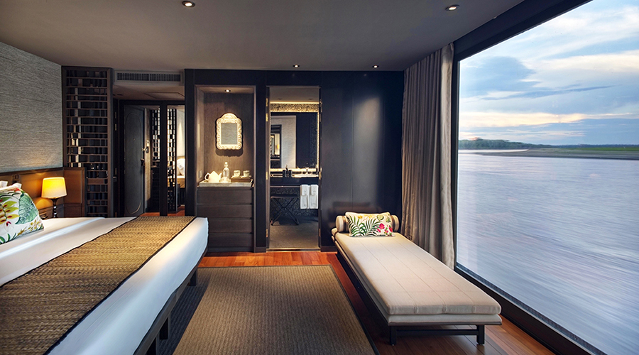 Aqua Nera Suite King Bed Configuration